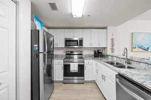 Condo, 3 Bedrooms, Sea View (1-903) | Private kitchen