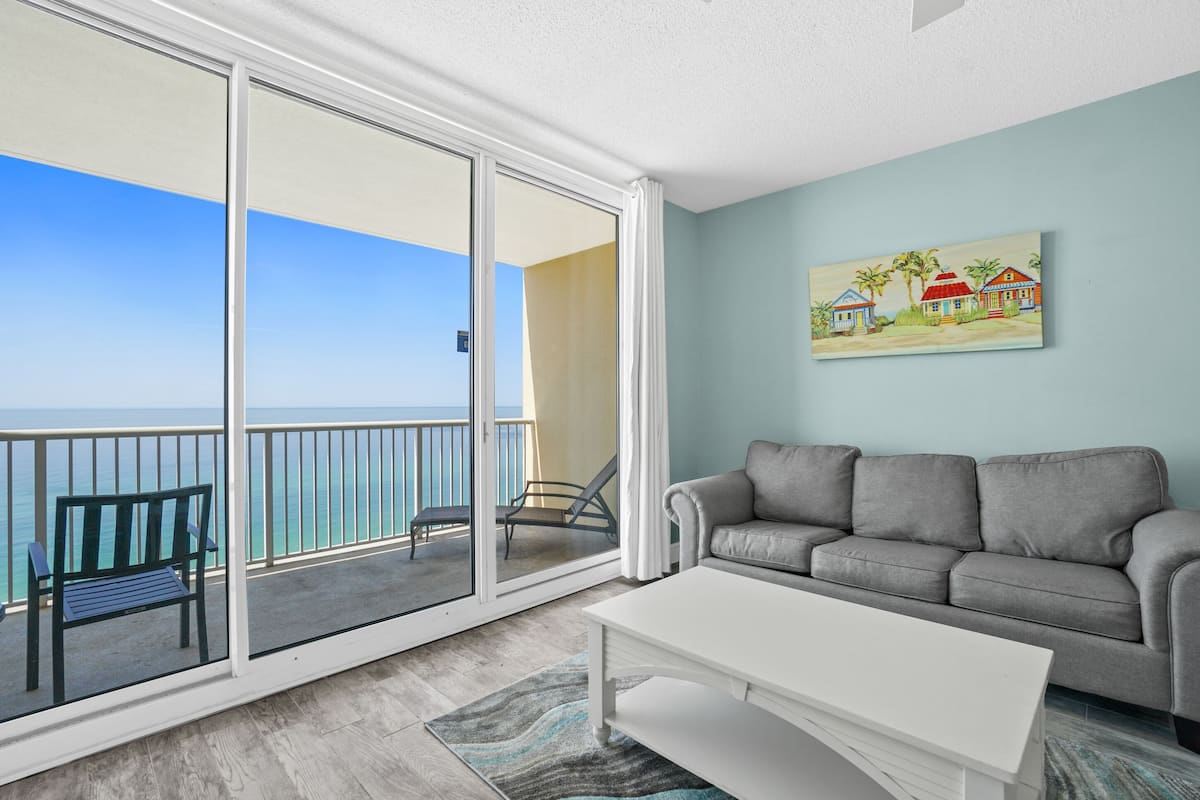 Condo, 1 Bedroom, Beach View (1-1314) | Living area | TV, DVD player