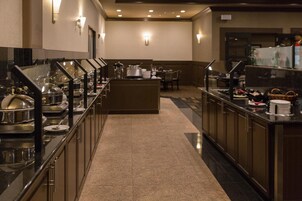 Se sirven desayunos, almuerzos y cenas