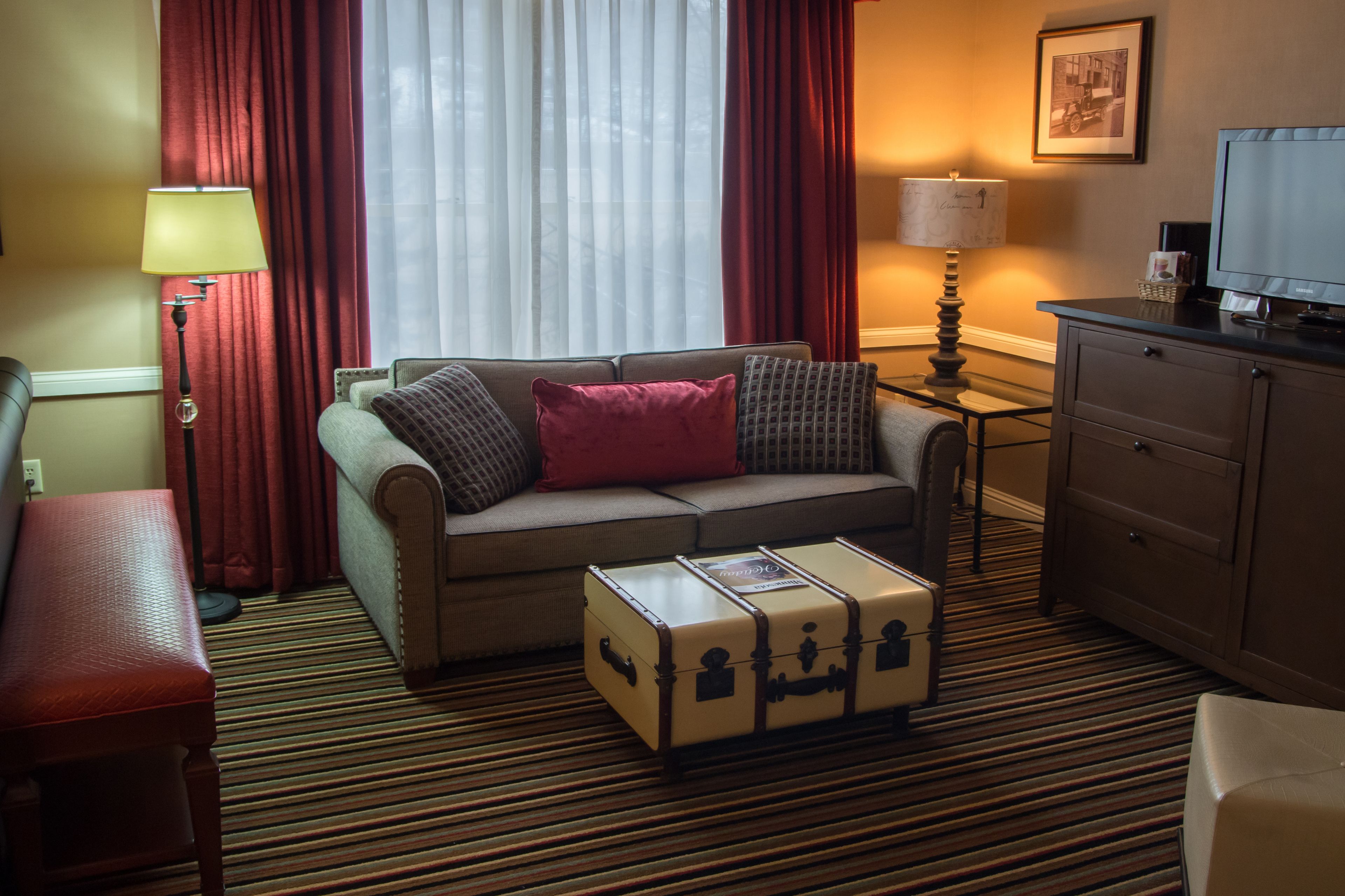 luxury room, 1 king bed with sofa bed, city view | living area | flat-screen tv, pay films