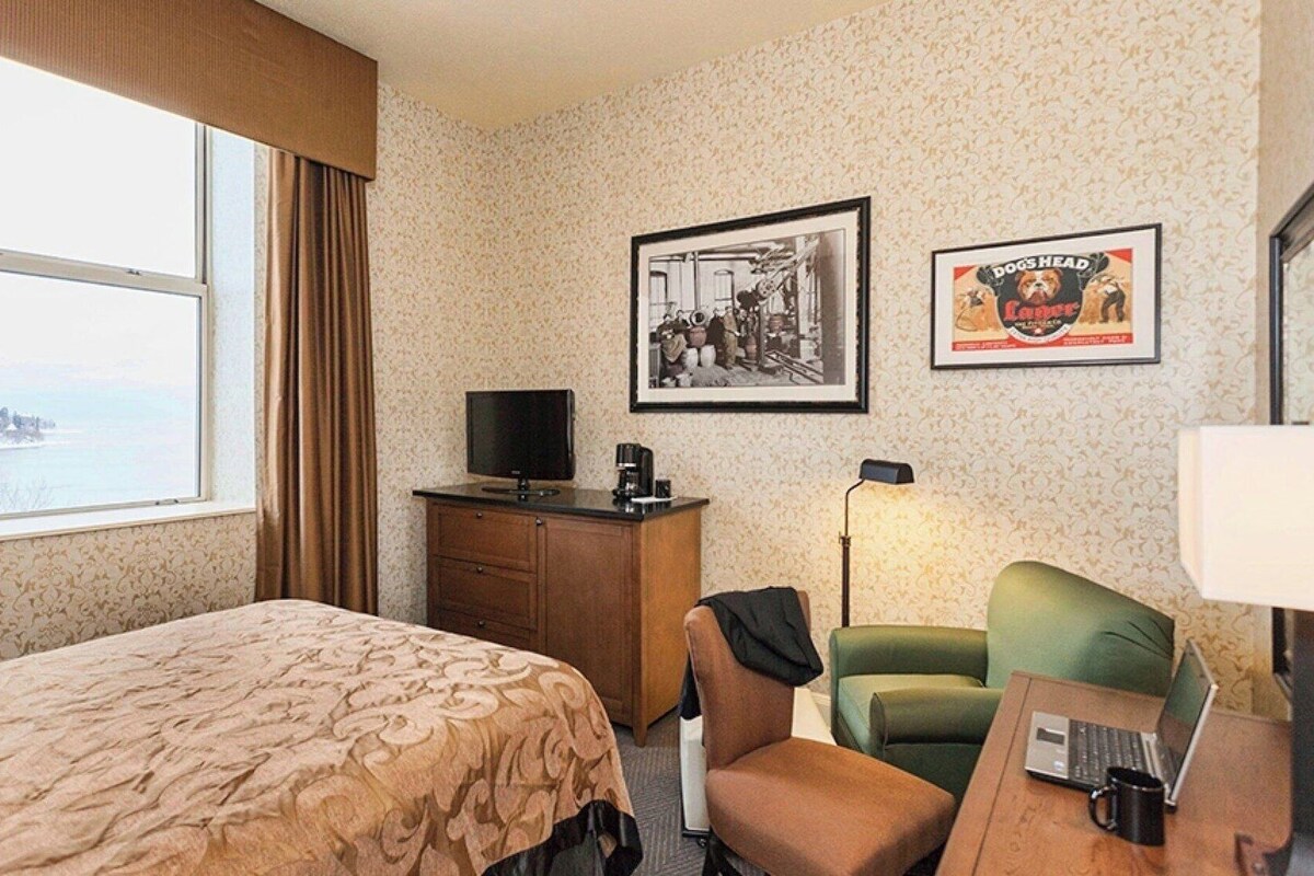 In-room safe, desk, iron/ironing board, WiFi (free)