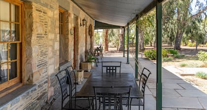 Reillys Wines Heritage Cottages