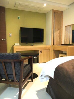 Habitación doble | Ropa de cama de alta calidad, edredón, wifi gratis y ropa de cama