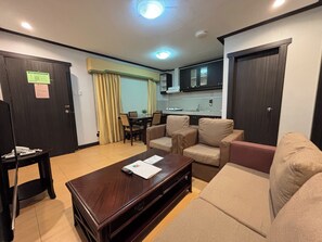 Private kitchen - D'Leonor Hotel (Davao)