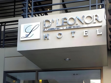 Front of property. D'Leonor Hotel