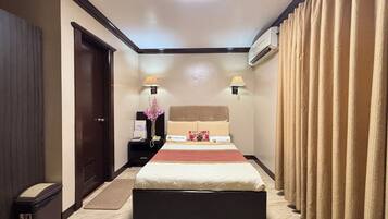 Superior Room | Desk, blackout drapes, iron/ironing board, free WiFi