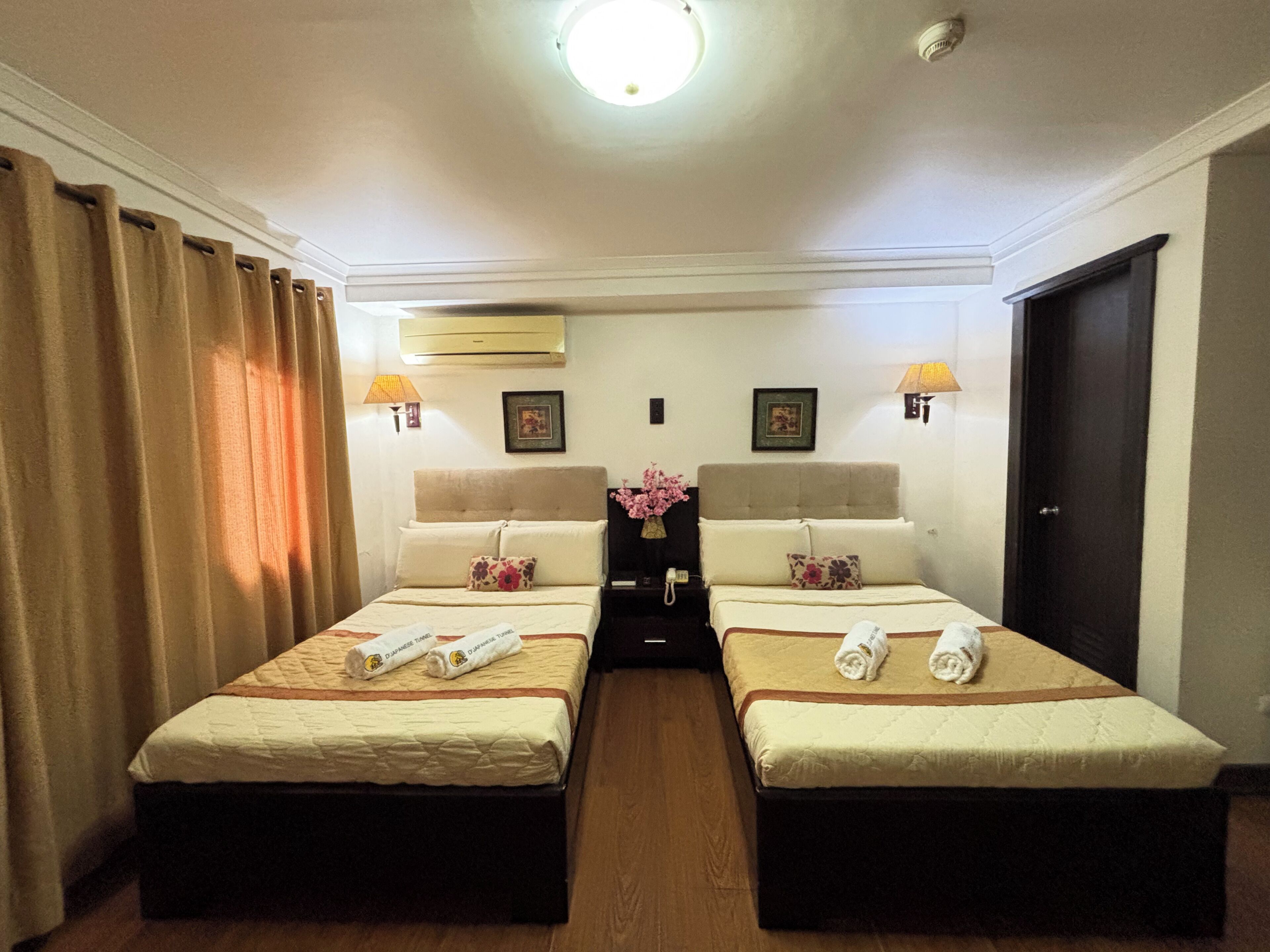 Deluxe Double Room | Rollaway beds