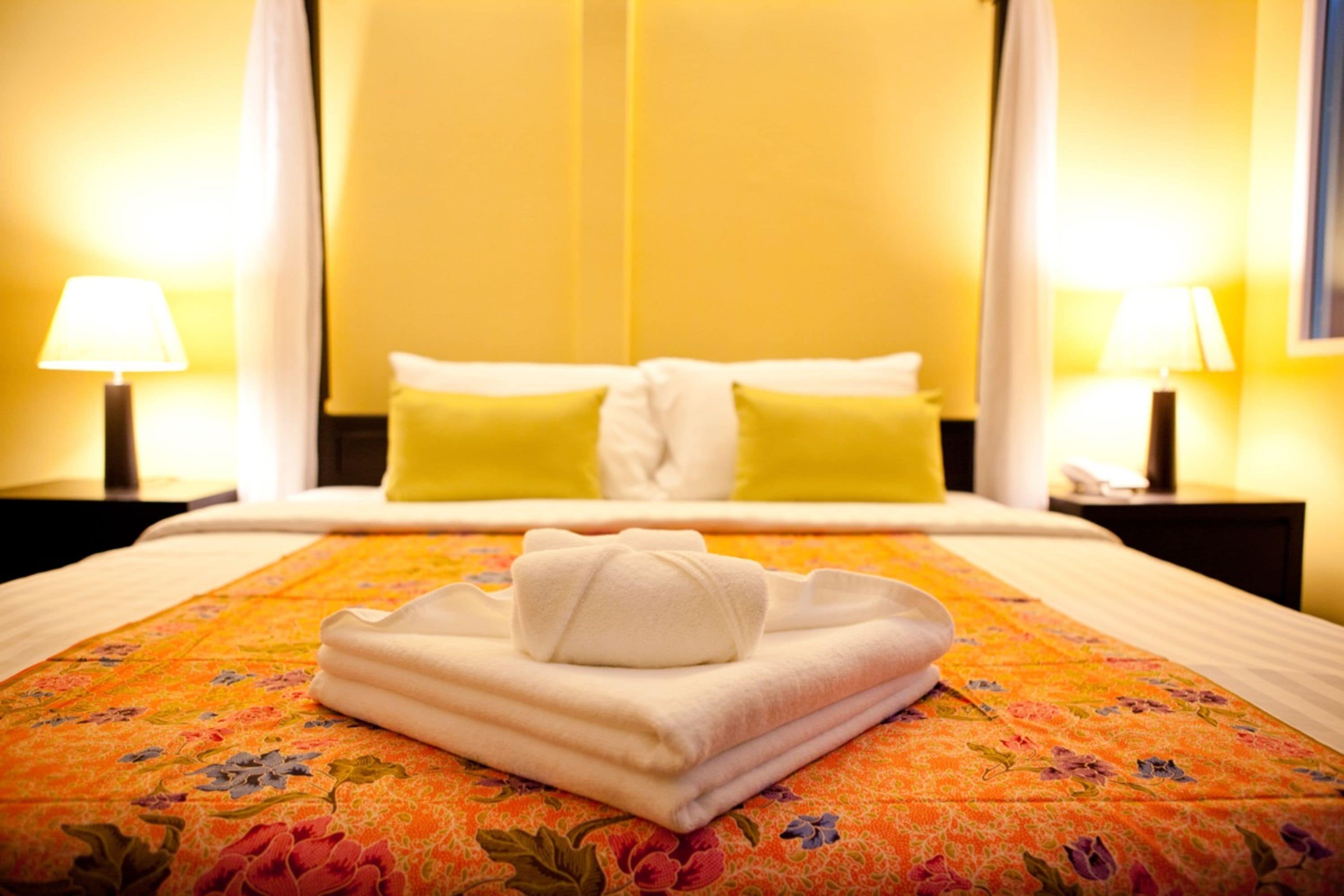 deluxe room | desk, blackout curtains, free wifi, bed sheets