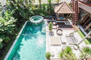 Piscina externa