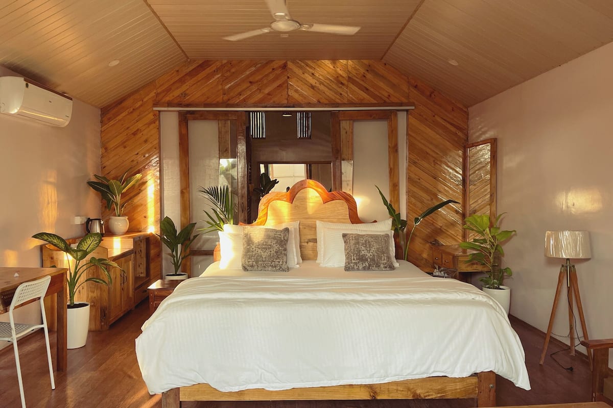 luxury room | 1 bedroom, free wifi, bed sheets