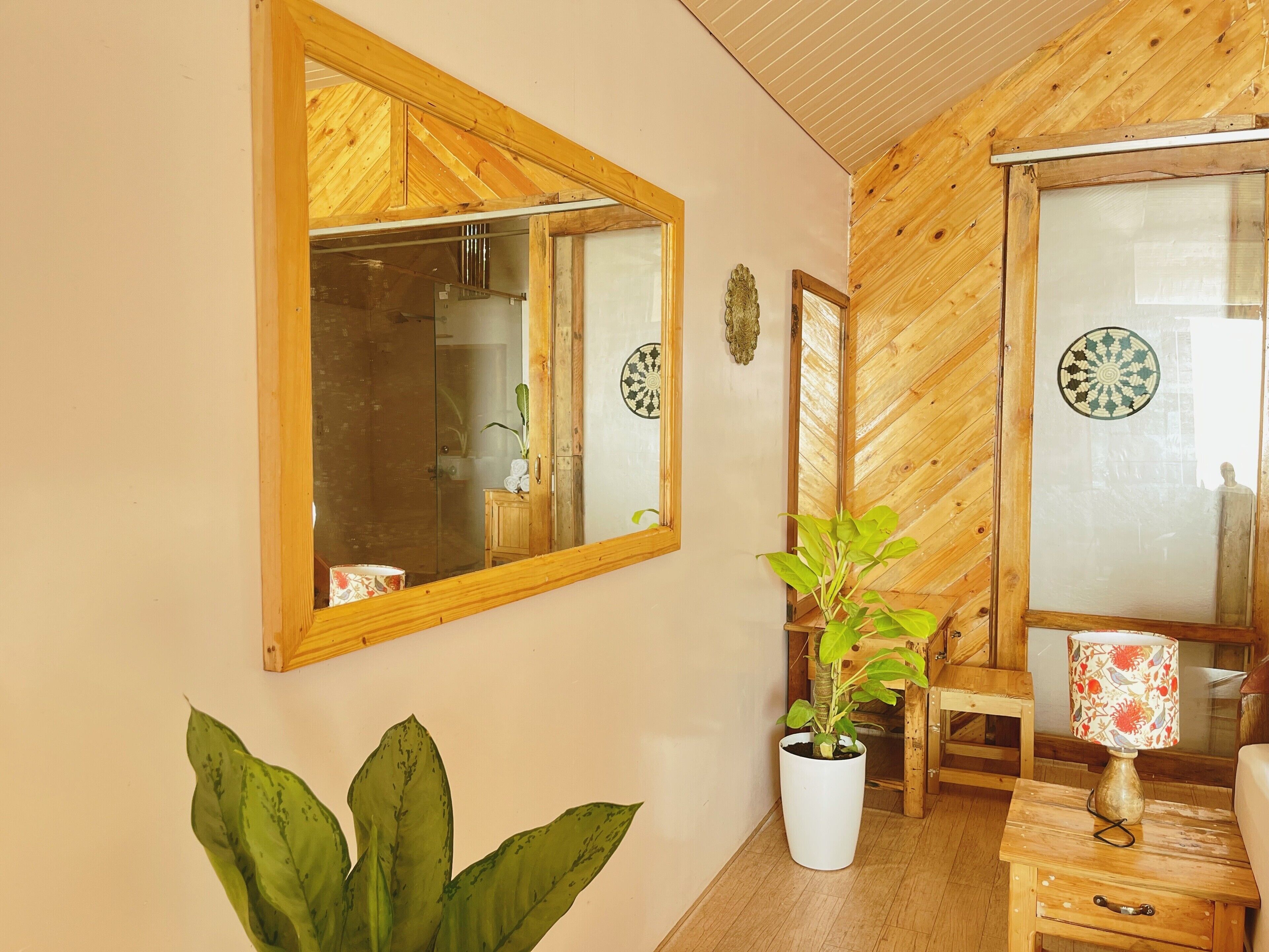 front hut with full sea view | 1 bedroom, free wifi, bed sheets