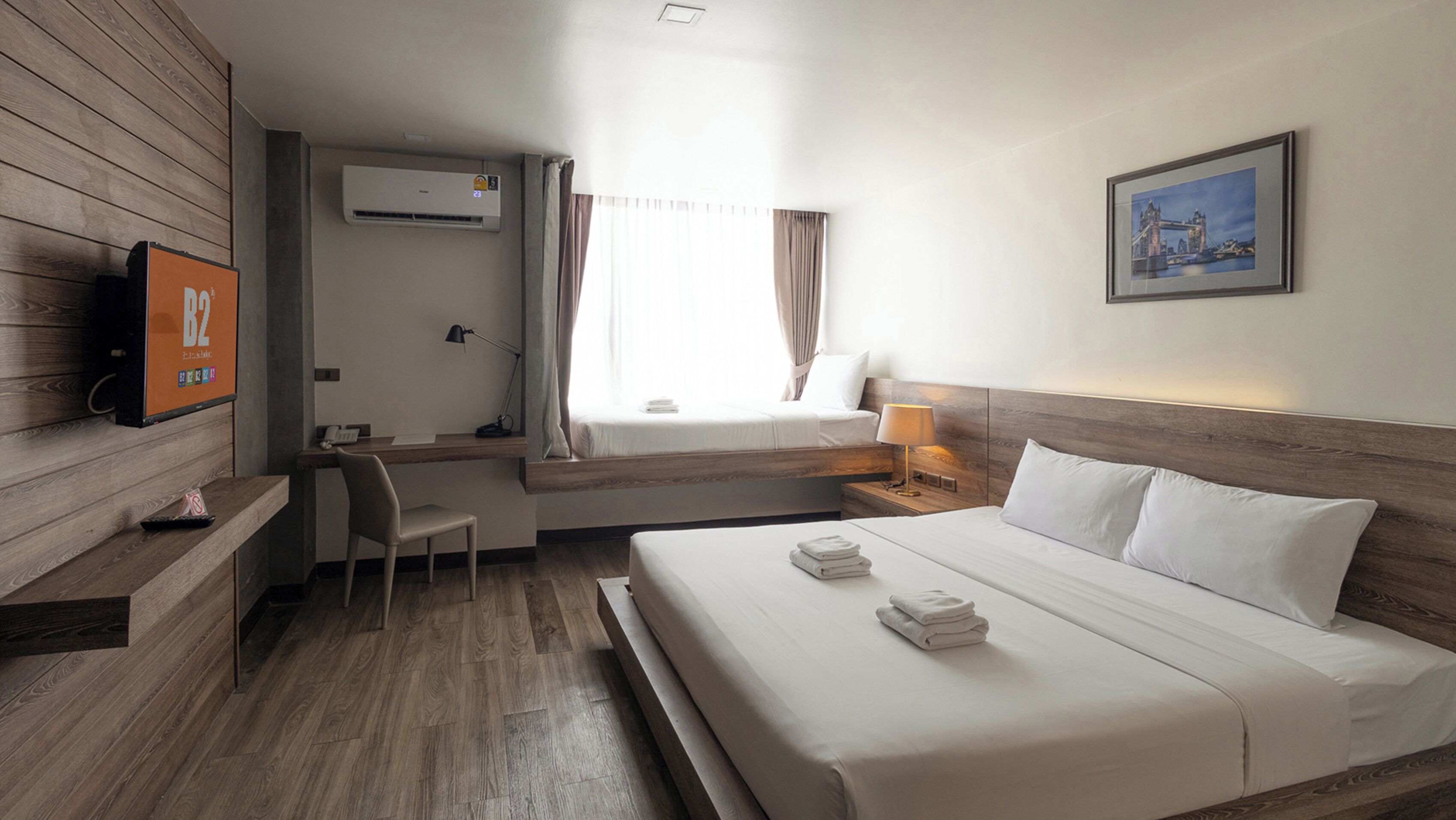 Deluxe Triple Room | Desk, free WiFi, bed sheets