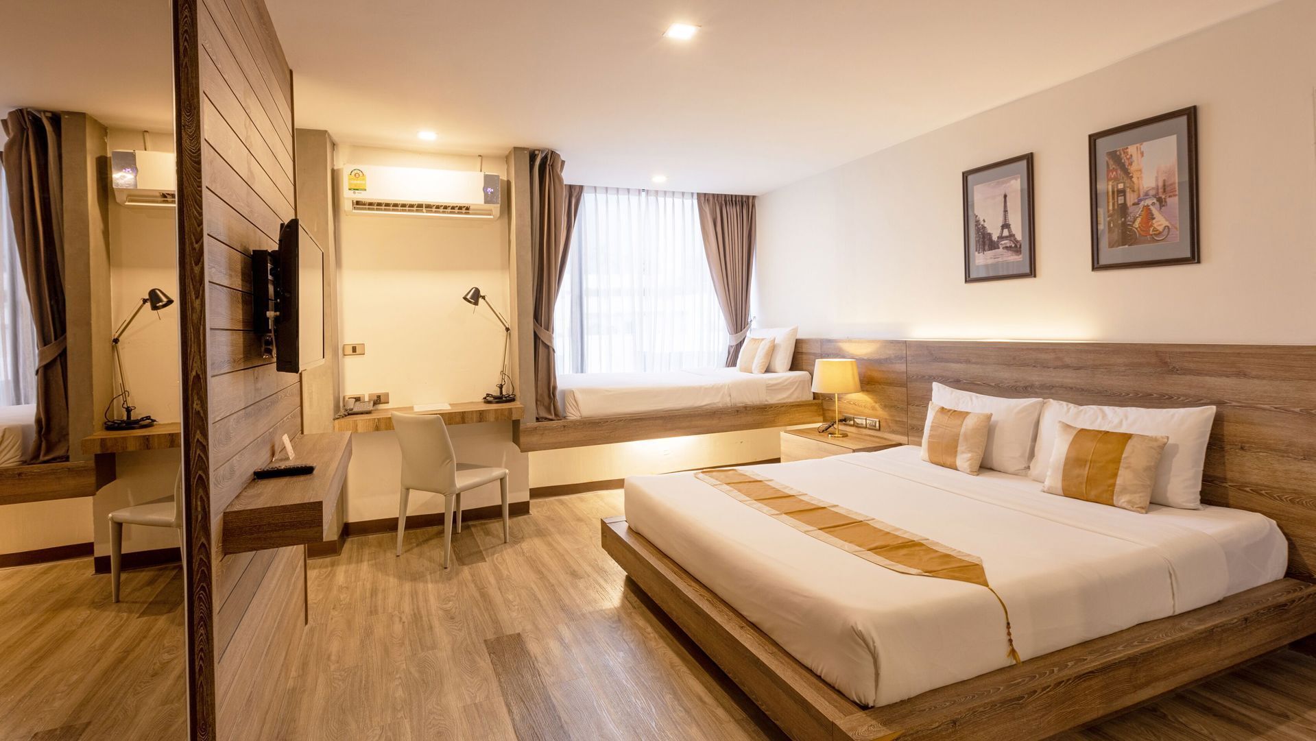Desk, free WiFi, bed sheets