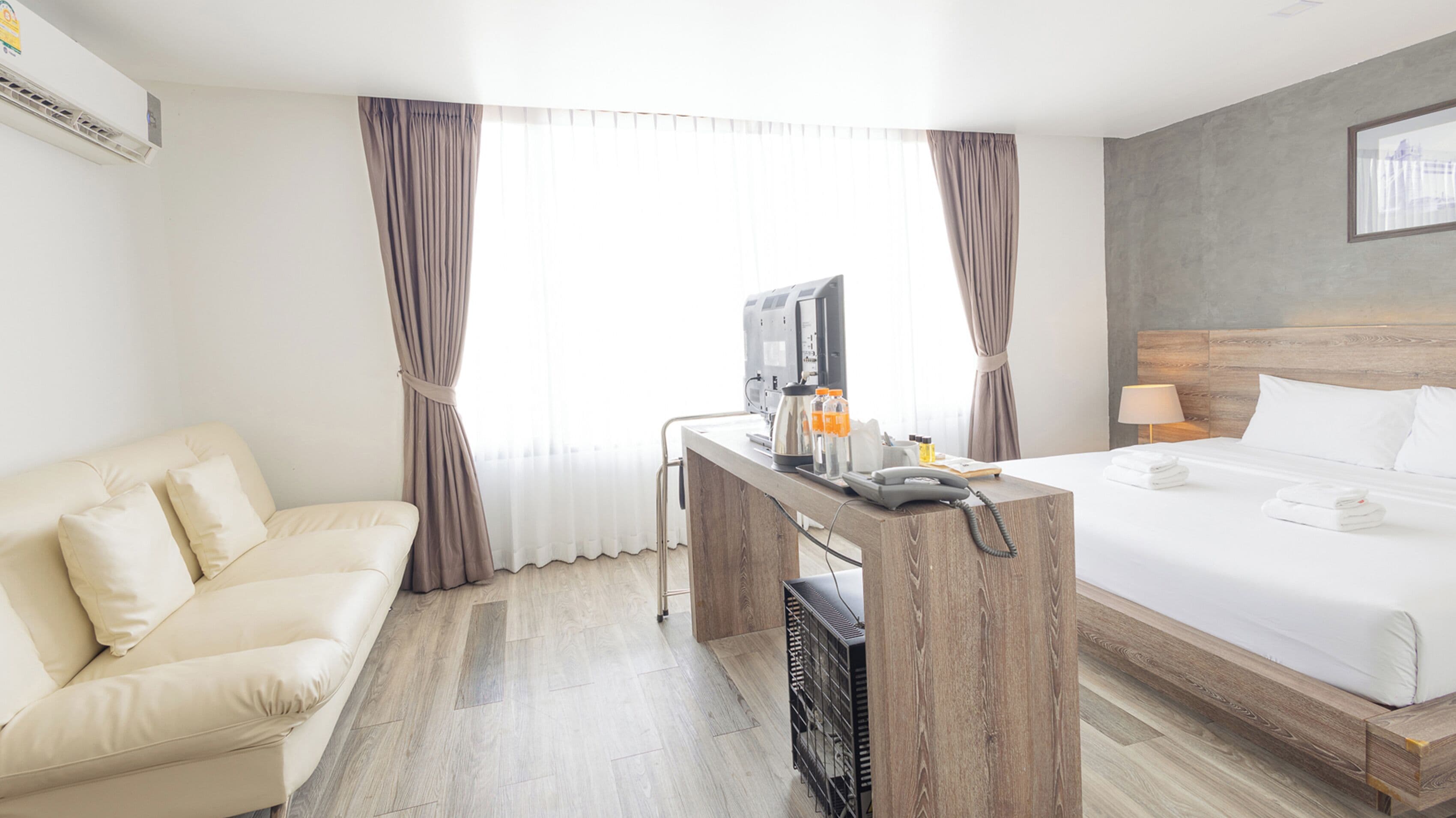 Deluxe Premier Room