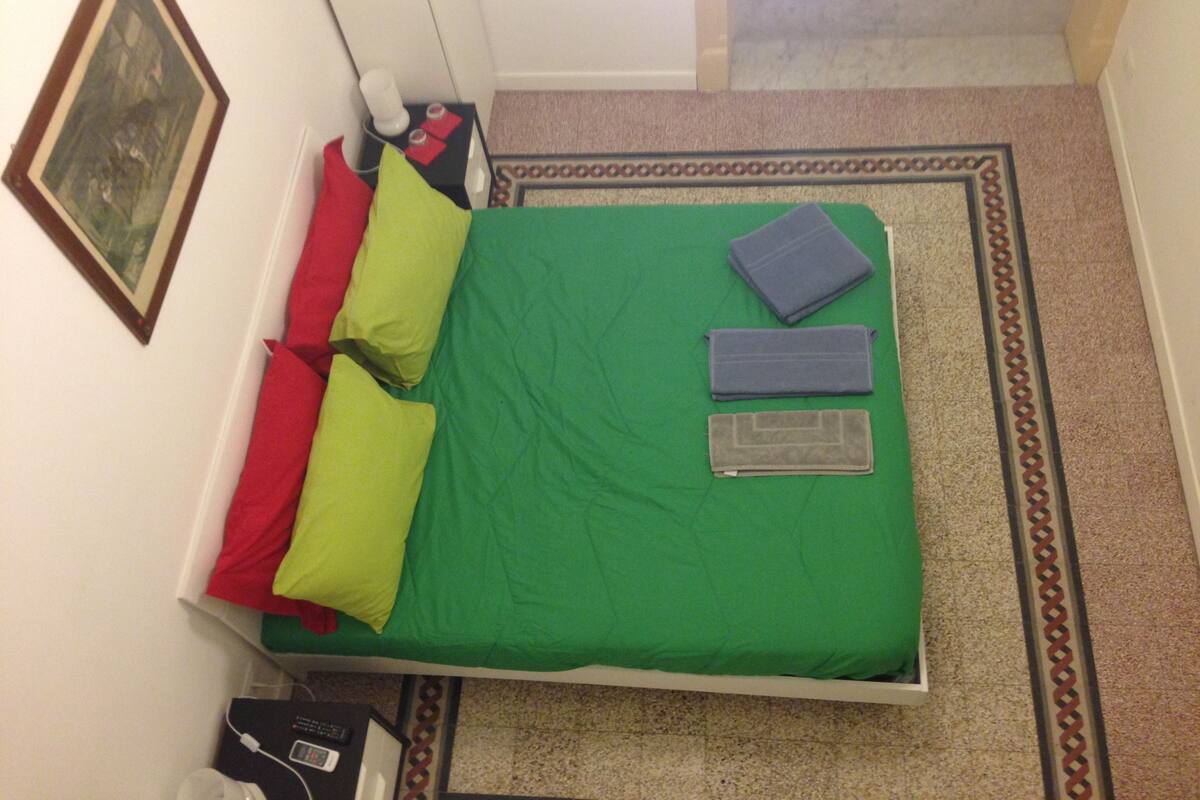 Deluxe Double Room, 1 Double Bed | Premium bedding, individually decorated, iron/ironing board, free WiFi