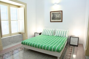Deluxe Double Room Single Use, 1 Double Bed | Premium bedding, individually decorated, iron/ironing board, free WiFi