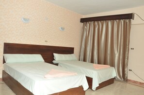 1 bedroom, in-room safe - Ajami Armed Forces Apartments (Alexandria)