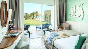 Minibar, blackout drapes, WiFi (free), bed sheets - TUI BLUE Scheherazade Adults Only - All Inclusive (Sousse)