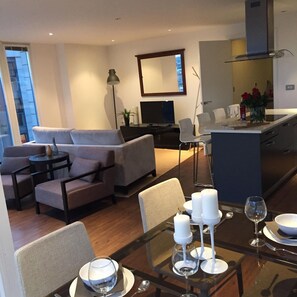 Flat-screen TV - Belvedere Royal Victoria Docks (London)