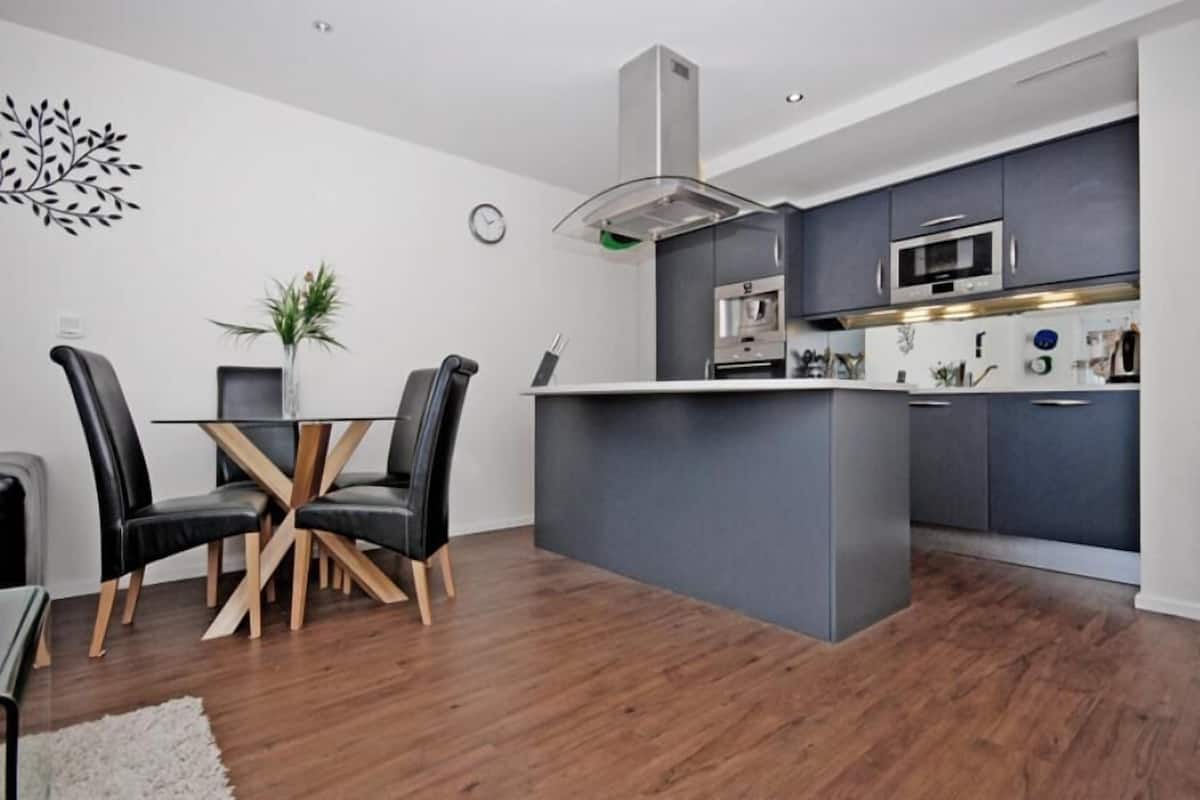 Superior Apartment, 2 Bedrooms, Balcony | Private kitchen | Full-size fridge, microwave, stovetop, dishwasher