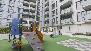 Children’s play area – outdoor