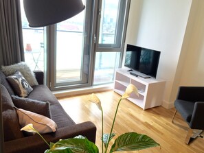 Superior Apartment, 2 Bedrooms, Balcony | Living area