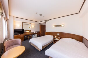 Habitación superior con 2 camas individuales, no fumadores | Escritorio, wifi gratis, ropa de cama