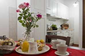 Apartamento tradicional | Cocina privada | Cafetera o tetera y hervidor eléctrico