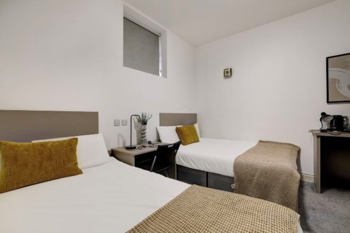 1 Schlafzimmer, Schreibtisch, Bügeleisen/Bügelbrett, kostenloses WLAN