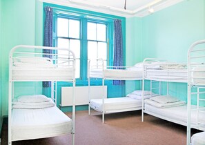 Phòng tập thể (Sleeps 8) | Bàn ủi/dụng cụ ủi quần áo, truy cập Internet không dây miễn phí 