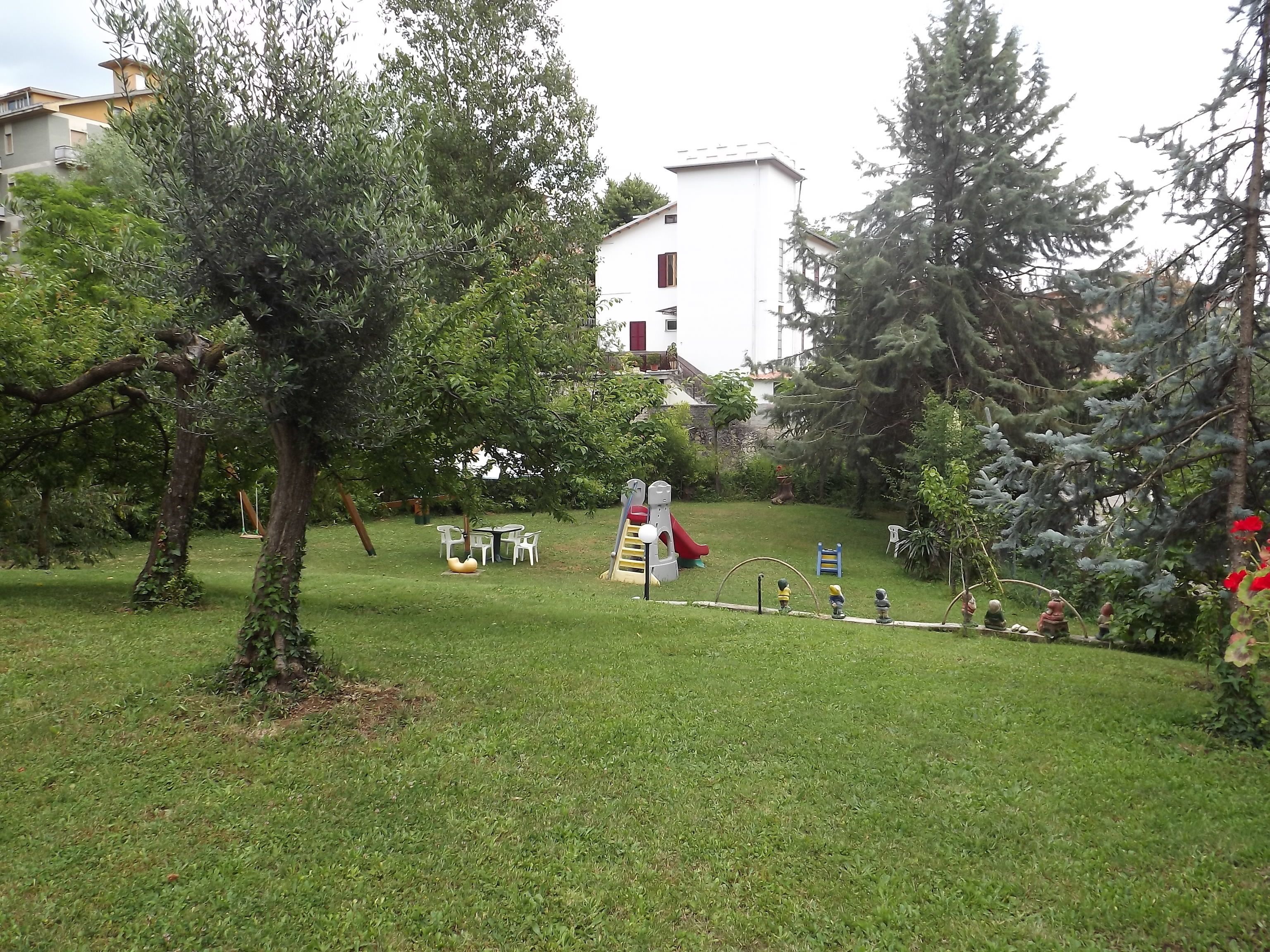 children’s play area – outdoor