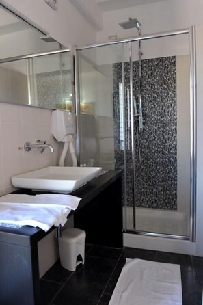 Chambre Double | Salle de bain