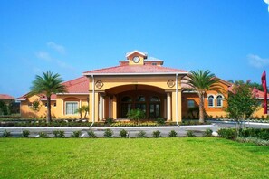 Front of property - Bella Vida Resort (Kissimmee)