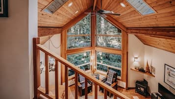 Cabin, 1 Bedroom | Interior