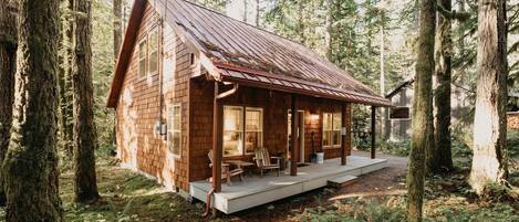 Cabin, 2 Bedrooms | Exterior