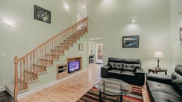 Cabin, 2 Bedrooms | Living area | Fireplace, DVD player