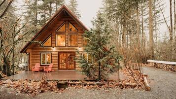 Cabin, 3 Bedrooms | Exterior