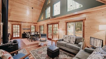 小屋, 3 間臥室 | 客廳 | DVD 播放機