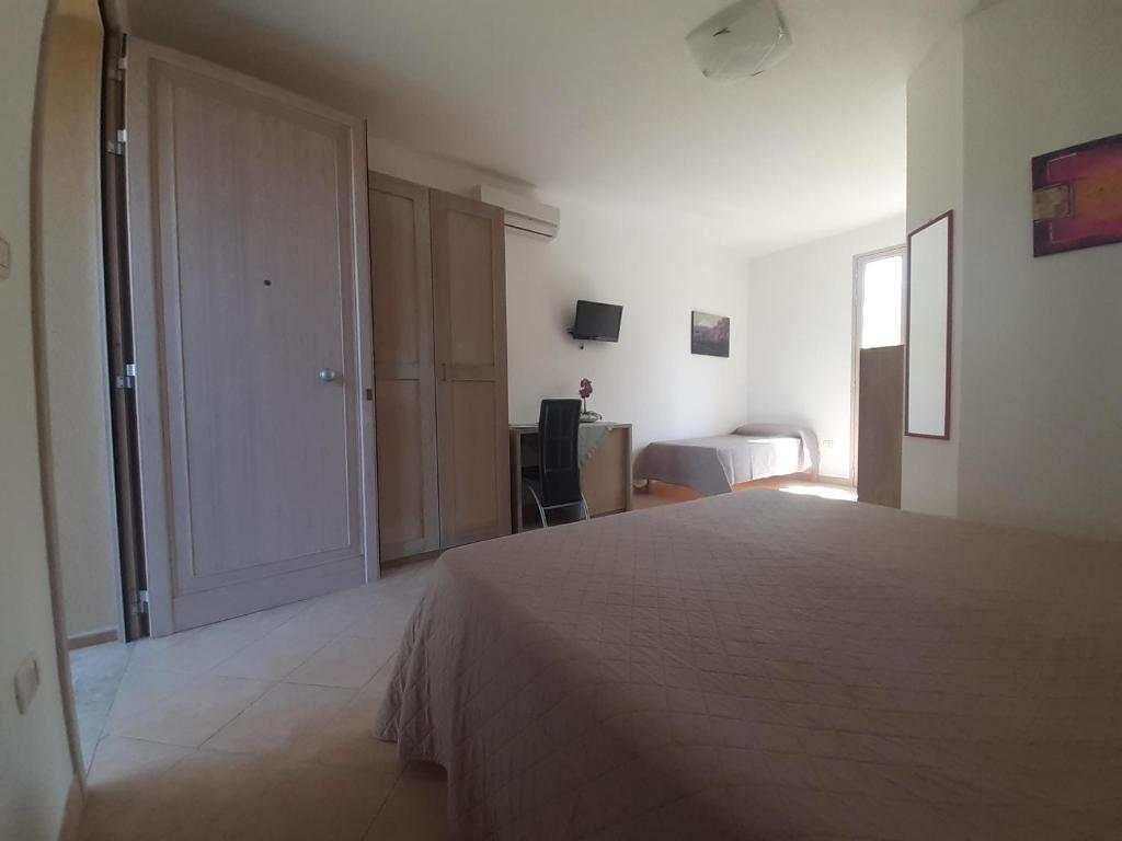 Triple Room, Patio, Garden View