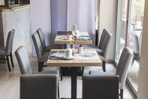 Daily buffet breakfast (EUR 13 per person)