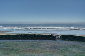 Condo, 1 Bedroom | Beach/ocean view