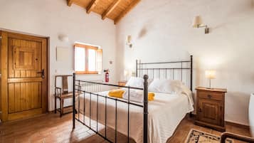 Apartment, 2 Bedrooms | Desk, laptop workspace, blackout curtains, soundproofing