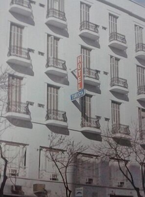 Fachada del alojamiento