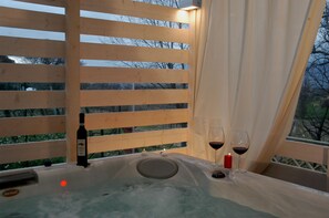 室内 SPA 浴缸