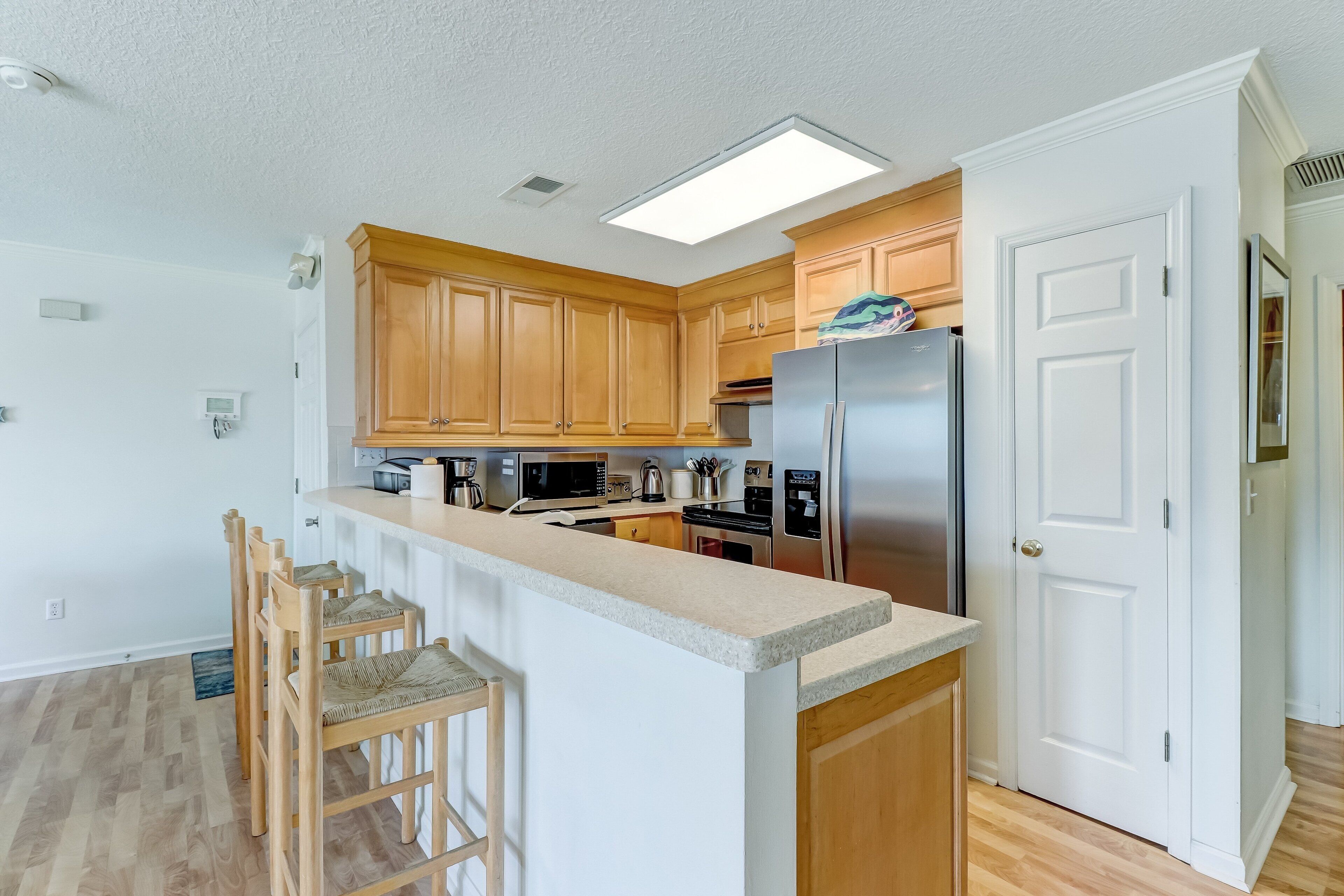 House, 4 Bedrooms | Private kitchen | Full-sized fridge, microwave, oven, stovetop