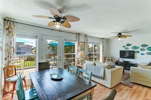 House, 4 Bedrooms | Living area | Flat-screen TV, DVD player - Redecorated Pet Friendly Home by RedAwning (Fernandina Beach)