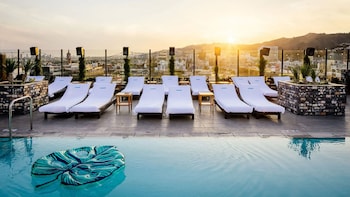 Outdoor pool, open 8:00 AM to 7:00 PM, cabanas (surcharge) at Dream Hollywood, by Hyatt