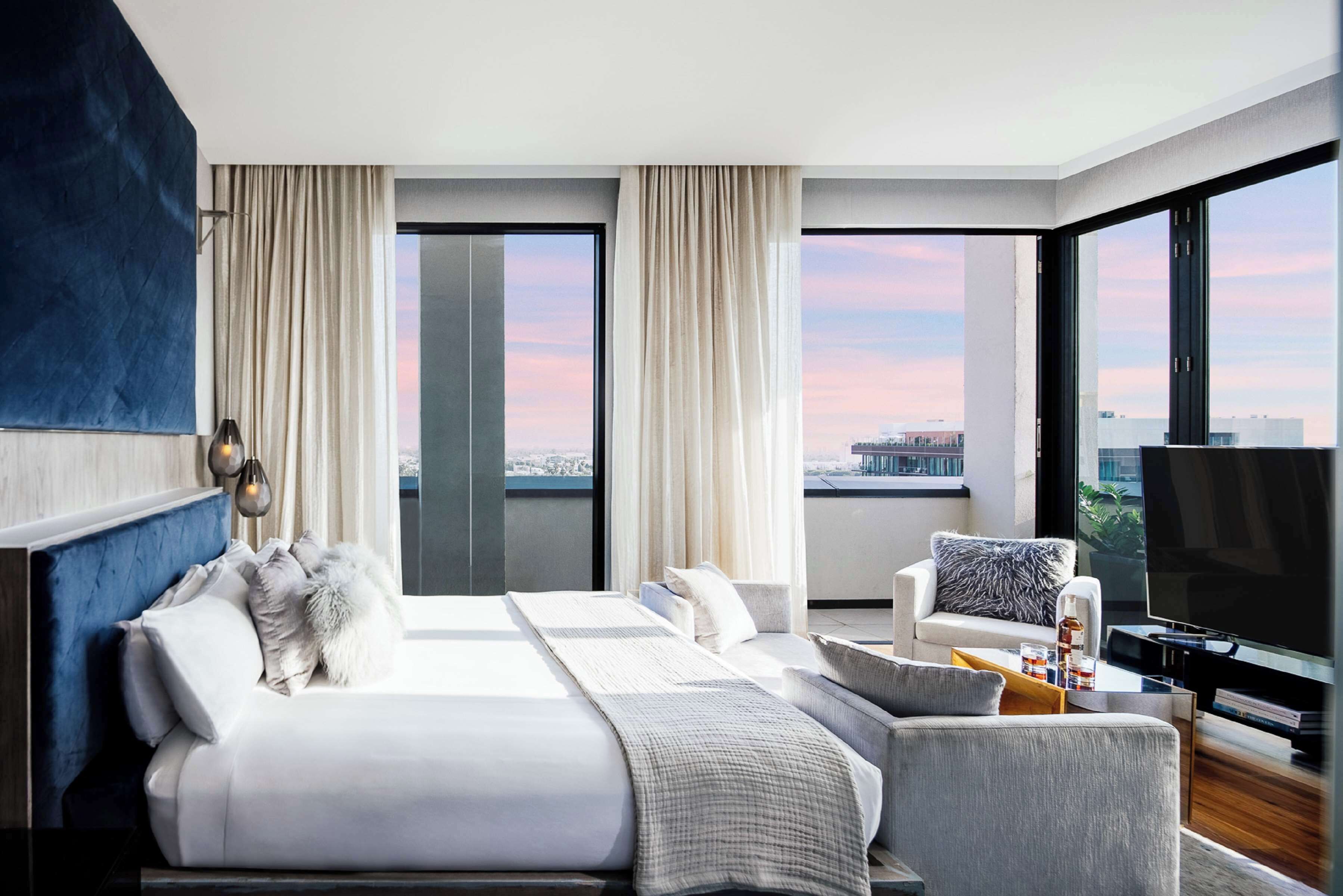 Photo - Dream Hollywood, by Hyatt