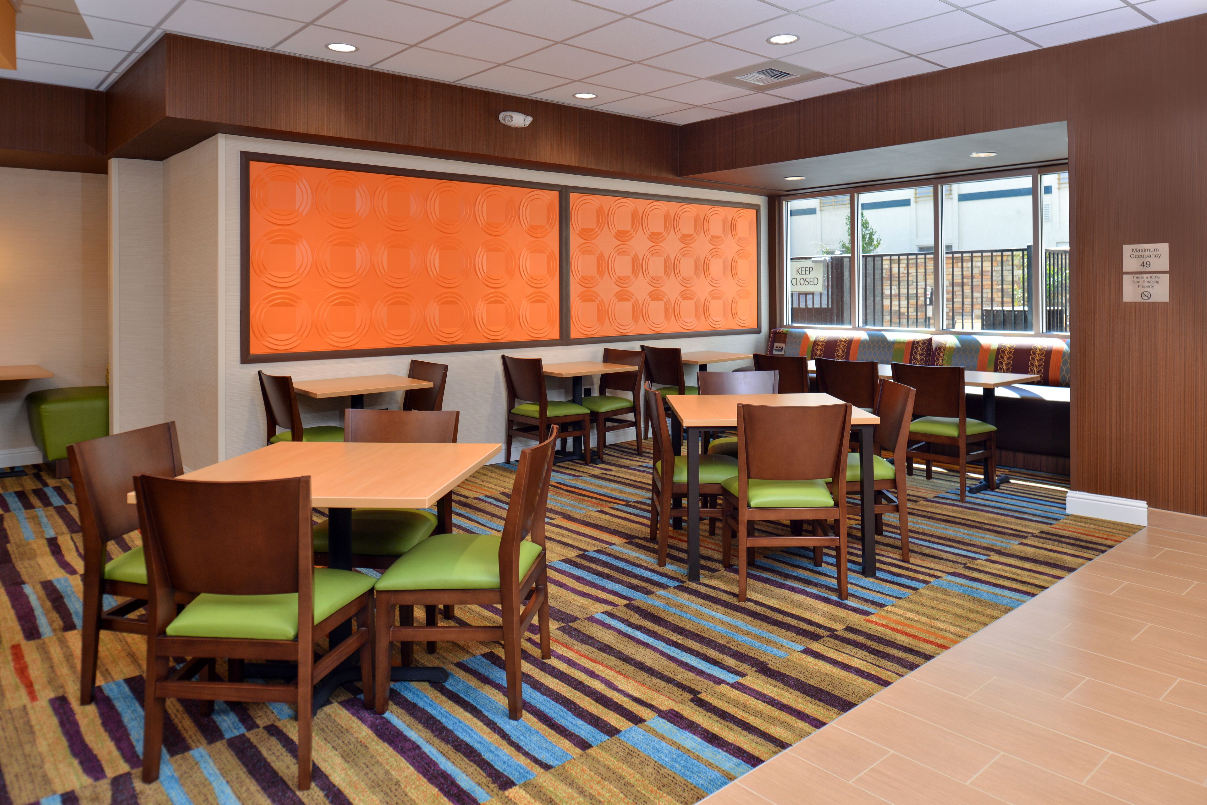 Tägliches inbegriffenes Frühstücksbuffet