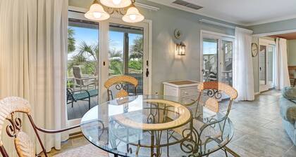 Dog Friendly Oceanfront Beach House by RedAwning